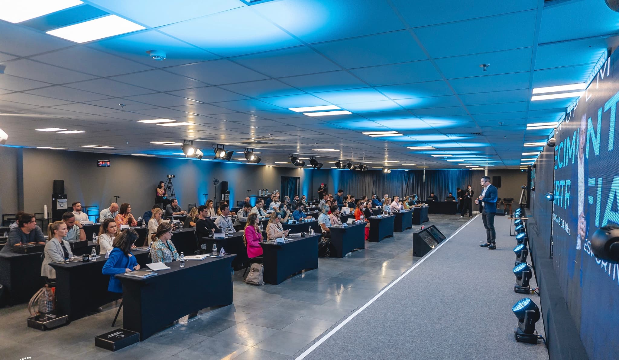 Dr. Luiz Tintori em workshop de ensino para médicos